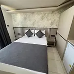 Ξενοδοχείο Sardunya 3*