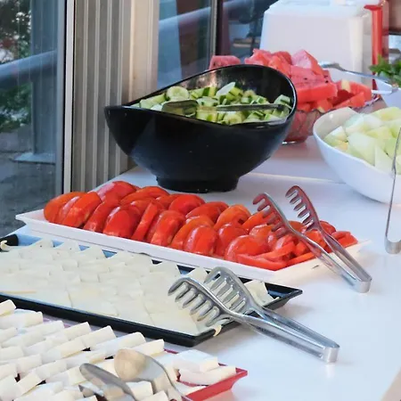 מלון Sardunya 3*