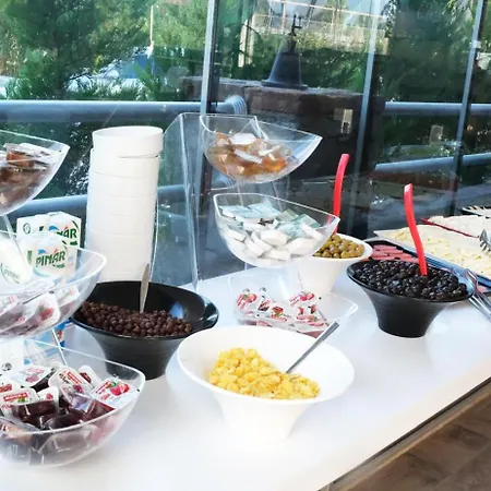 Sardunya 3* פאטהיה